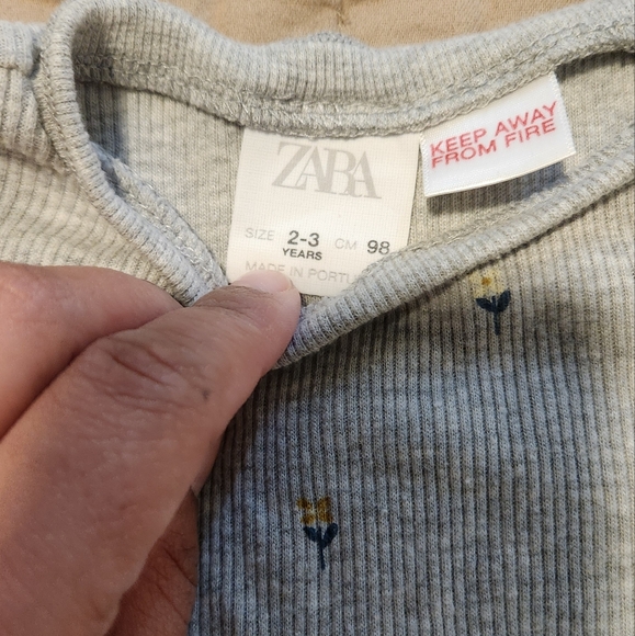 Zara kids ribbed shirt with spring flowers - Picture 3 of 5